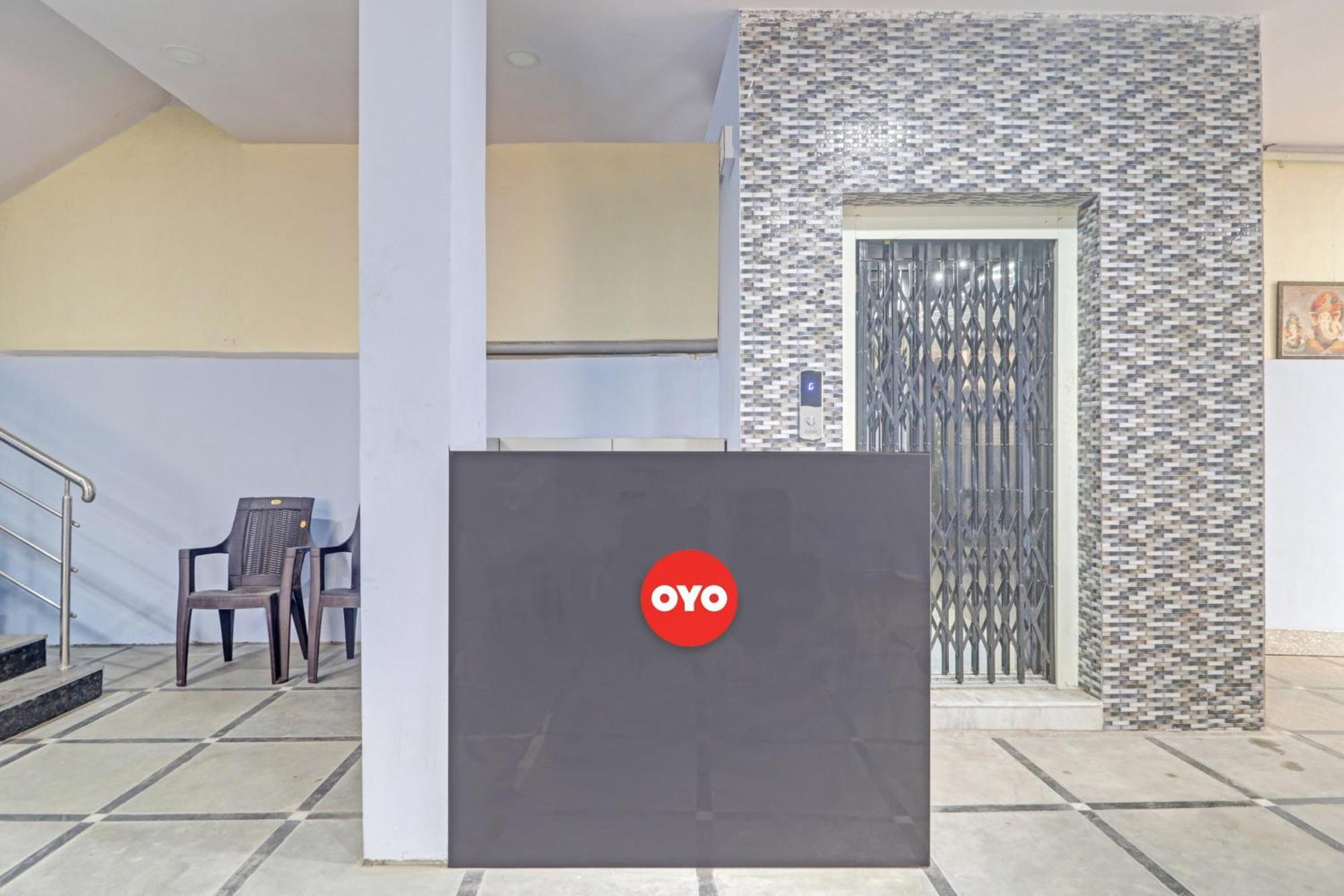 Super Hotel O Rbs Square Langer Houz Haidar Sahibguda Extérieur photo